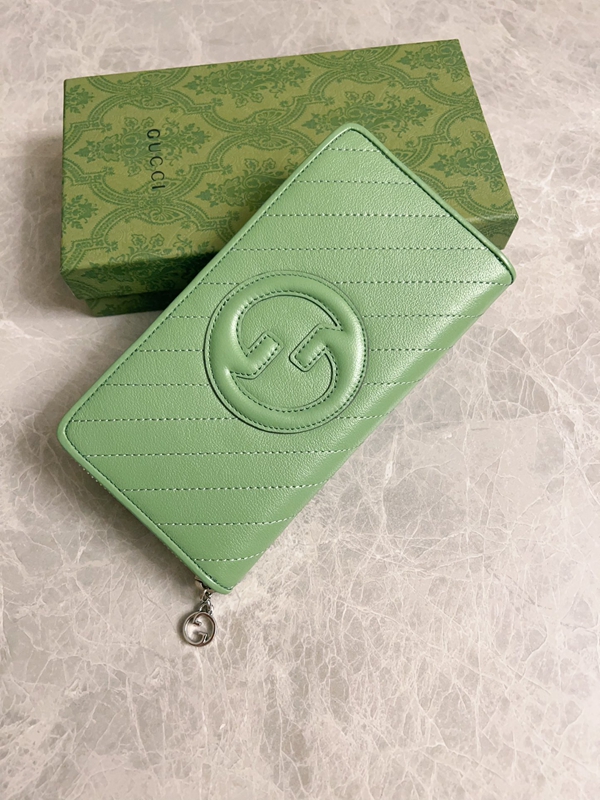 グッチ財布 レプリカ正面デザイン